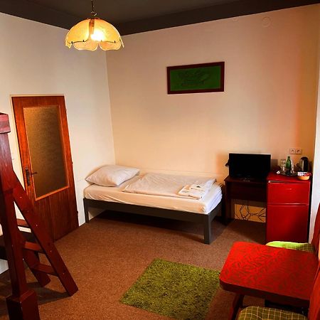 Pension Alfa & Whisky Pub Tabor Ngoại thất bức ảnh